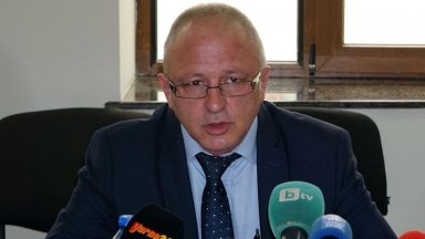 Бившият апелативен прокурор на Варна Владимир Чавдаров е наказан с намаляване на заплатата